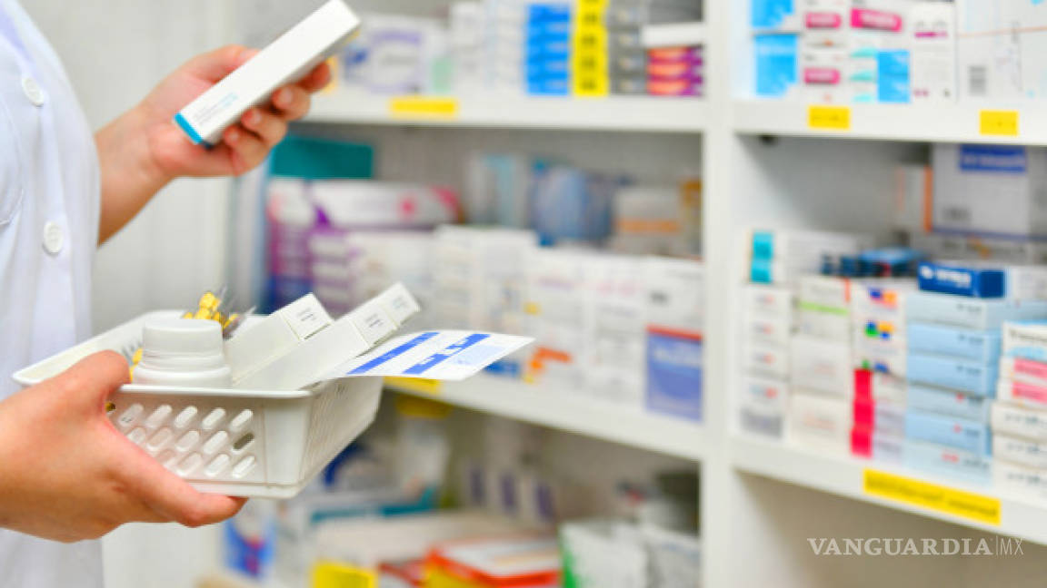 Farmacias reportan desabasto de hasta el 15% de sus medicinas