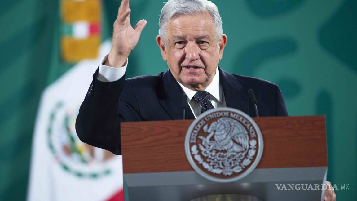 Cambios en libros de texto son para combatir violencia en videojuegos: AMLO