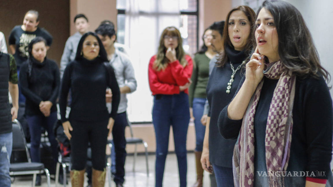 $!Regina Orozco comparte su talento con Saltillo