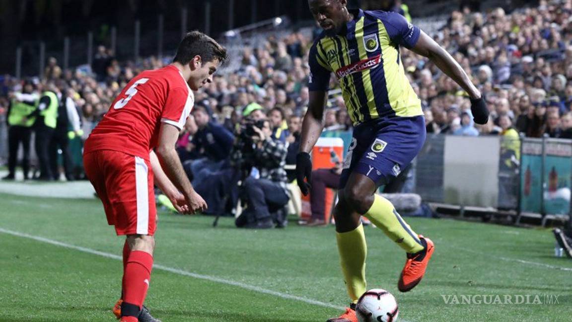 $!Tras por fin debutar en un equipo de futbol, Bolt se retira de las canchas