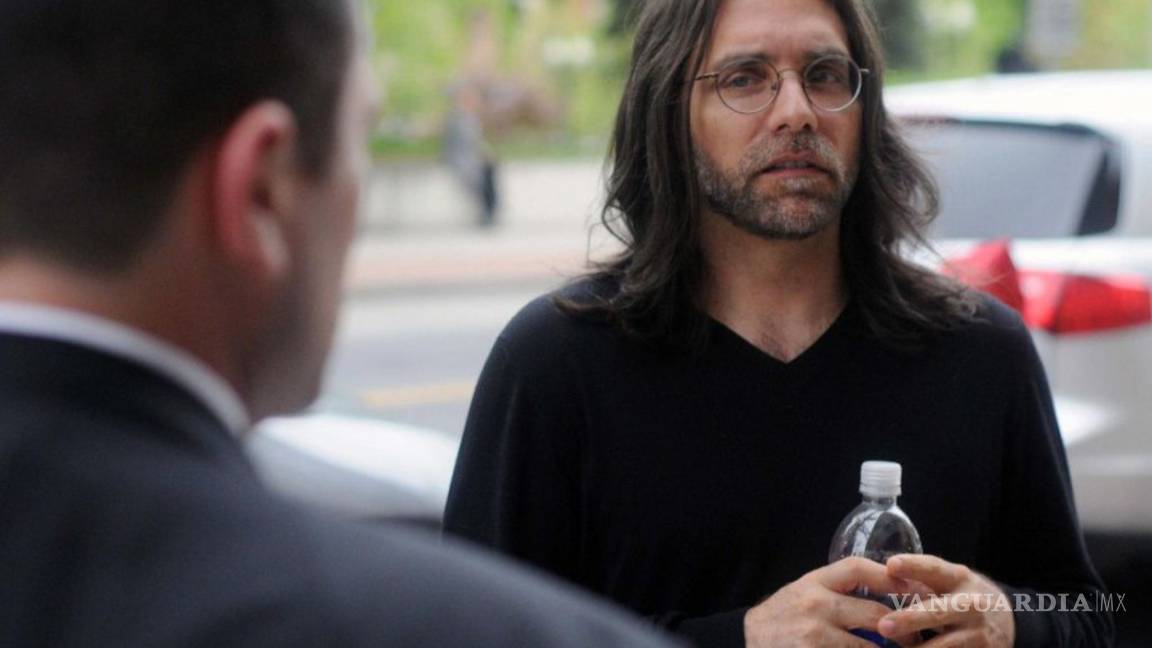 $!El líder de Nxivm, Keith Raniere, se escondió en el armario para evitar su arresto en Puerto Vallarta