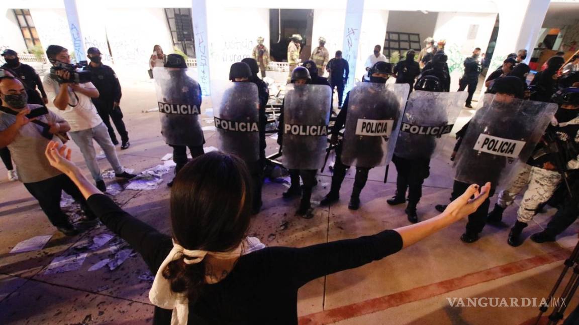 Caen mandos policiacos tras escándalo en Cancún