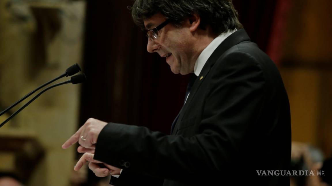 Es inadmisible declarar la independencia de Cataluña y suspenderla: Gobierno español