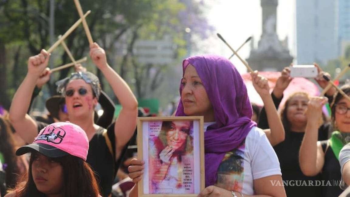 Nos queremos “¡Vivas, libres y sin miedo!”, gritan miles de mujeres que marchan en la CDMX