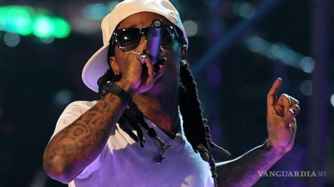 Lil Wayne sufre ataques epilépticos en pleno vuelo