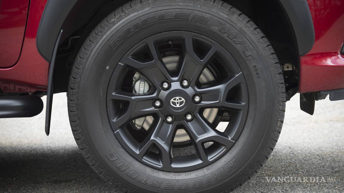 $!Toyota Hilux Invincible, más poder para tus tareas