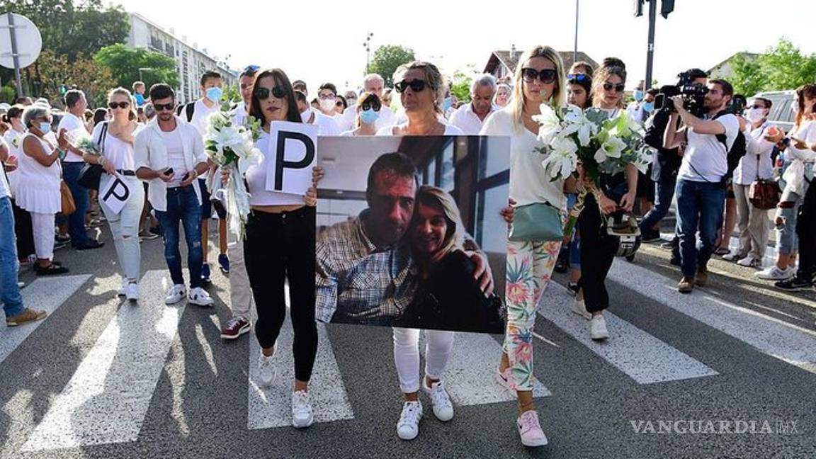 $!Pidió a pasajeros usar cubrebocas, lo atacaron y mataron a golpes