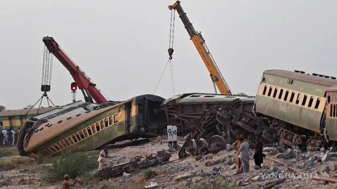 ‘Trenazo’ en Pakistán deja al menos 30 muertos y 80 heridos
