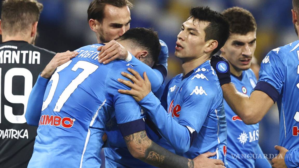 El golazo del 'Chucky' que mandó al Napoli a los cuartos de la Copa Italia