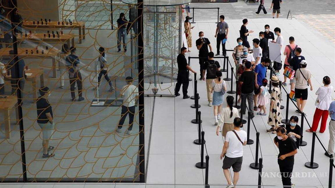 $!Apple ignora la guerra comercial entre Trump y China, abre en Pekín su tienda más grande de Asia