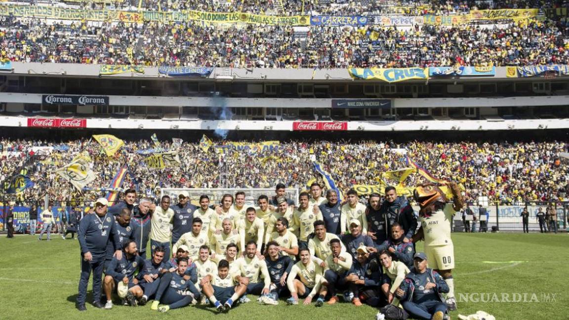 América es el verdadero grande del futbol mexicano y miles de fanáticos  asisten al entrenamiento