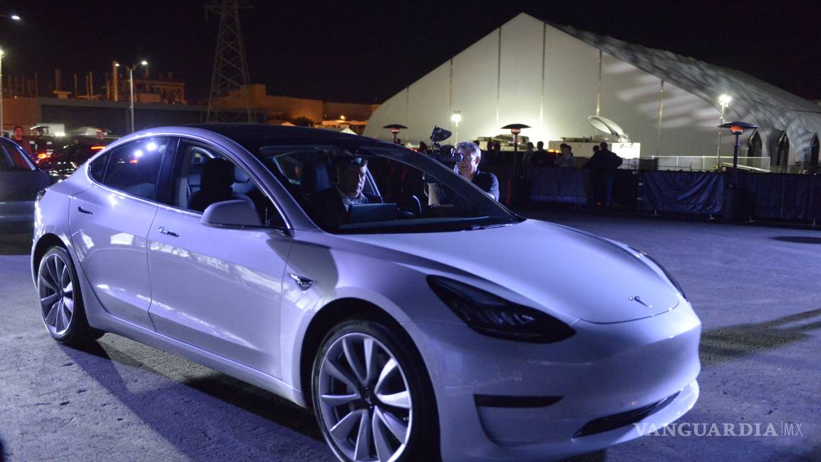 $!Tesla presenta el Model 3, con el que quiere revolucionar el mercado