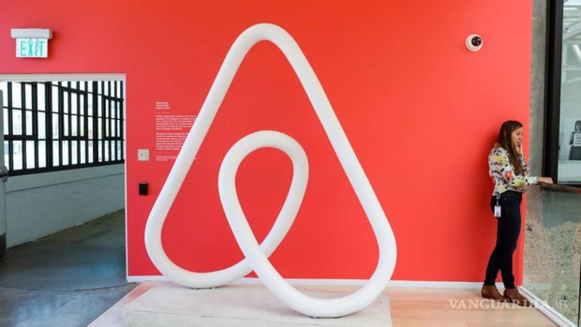 Airbnb despide 25% de sus empleados, clientes “querrán opciones más próximas y menos caras”