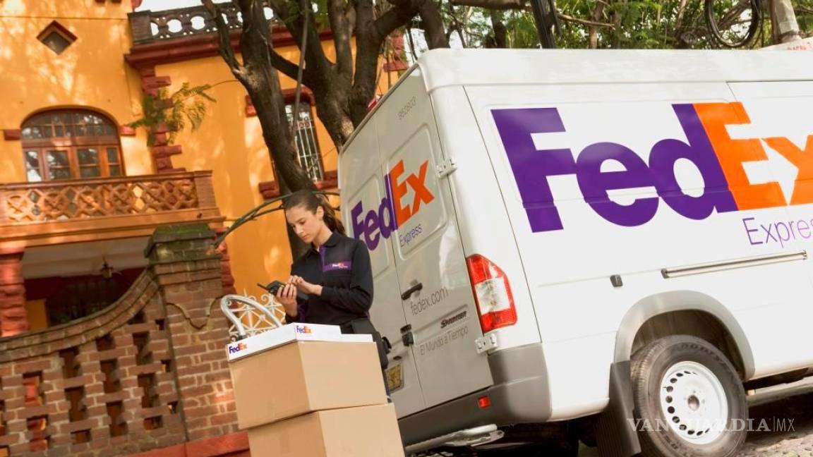 FedEx y UPS suspenden envíos a Rusia y Ucrania
