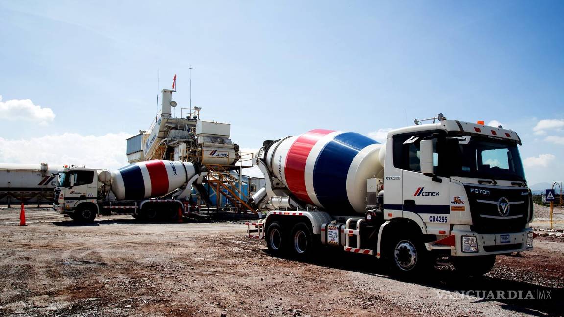 $!Montserrat Oliver es ligada a presunto fraude que involucra a ex CEOs de Cemex