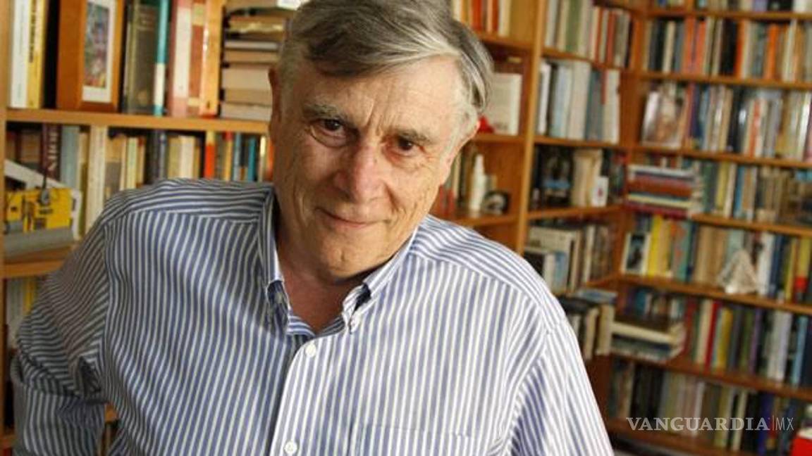 $!Keith Oatley en su estudio