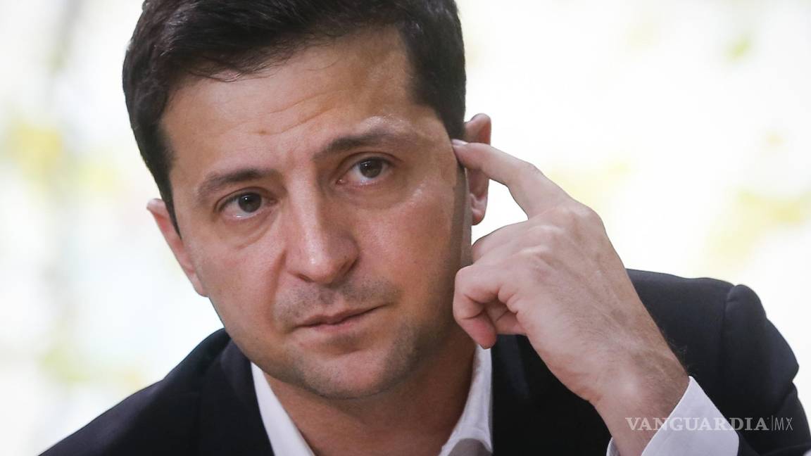 $!El presidente ucraniano Volodymyr Zelenskyy en una charla con periodistas en Kiev, Ucrania. AP/Efrem Lukatsky