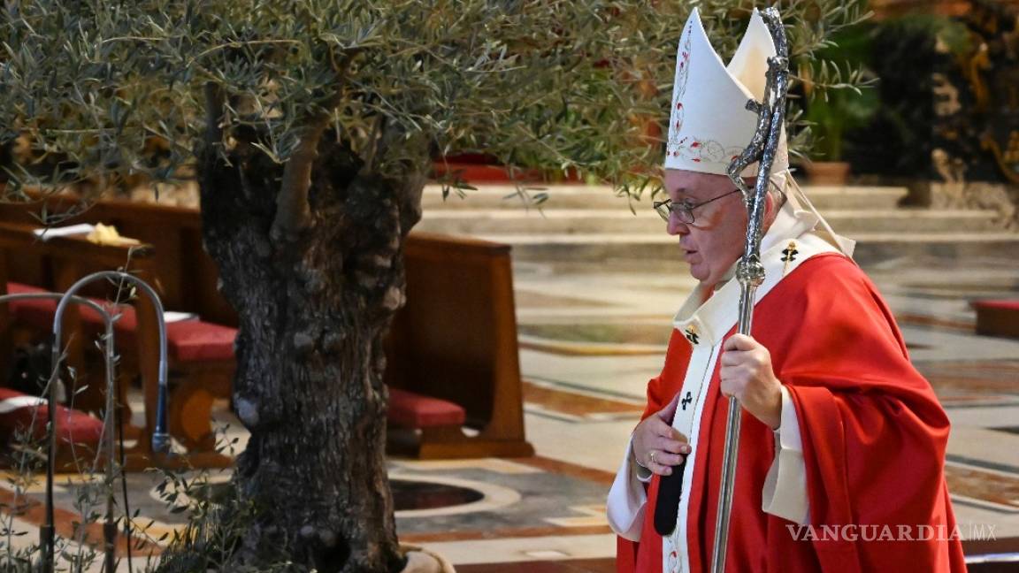 $!Celebra Papa inicio de Semana Santa en una basílica de San Pedro vacía