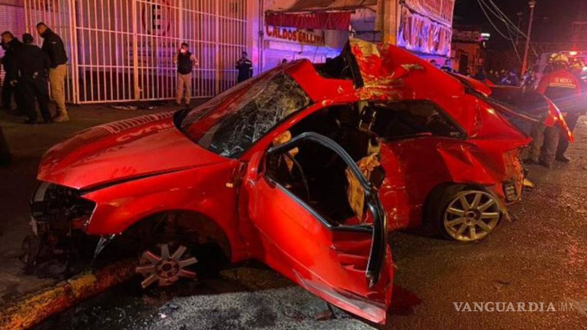 Un Audi choca y mueren cuatro, en Ecatepec; iba a exceso de velocidad