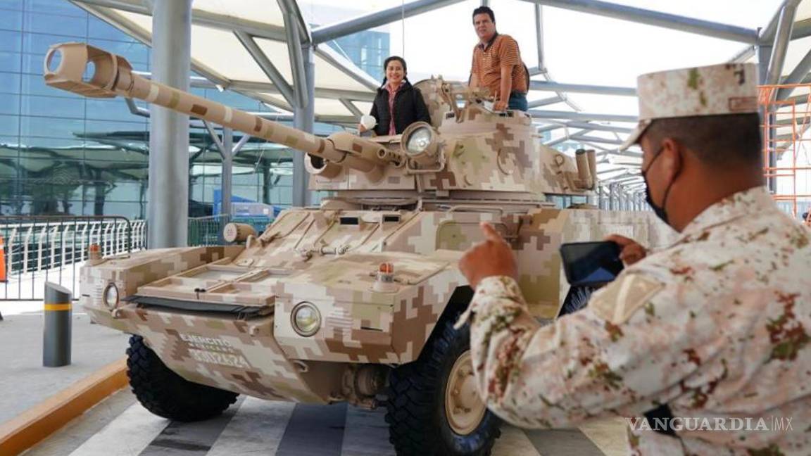 $!Miles acudieron al paseo ciclista en la Base Aérea Militar de Santa Lucía