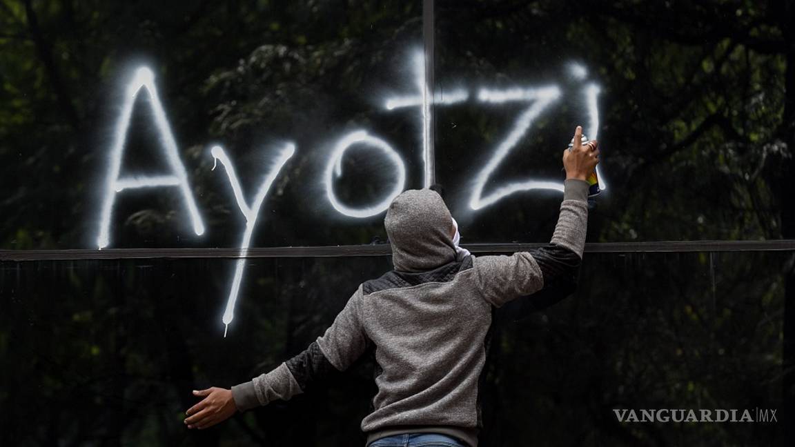 $!Artista chino Ai Weiwei se reúne con padres de los 43