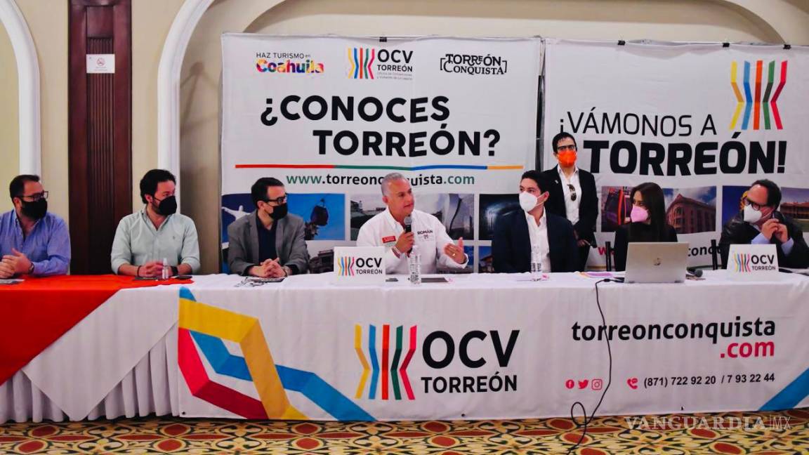 Román Alberto se compromete a rescatar el centro de Torreón