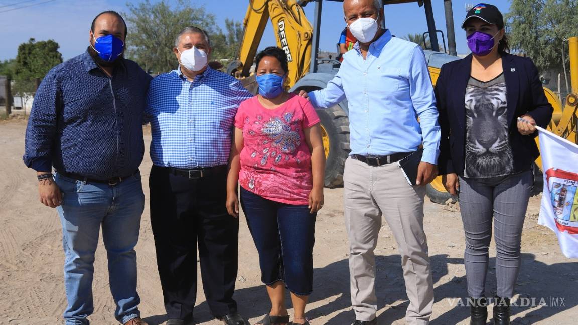 Continúa la pavimentación del ejido La Providencia en Torreón