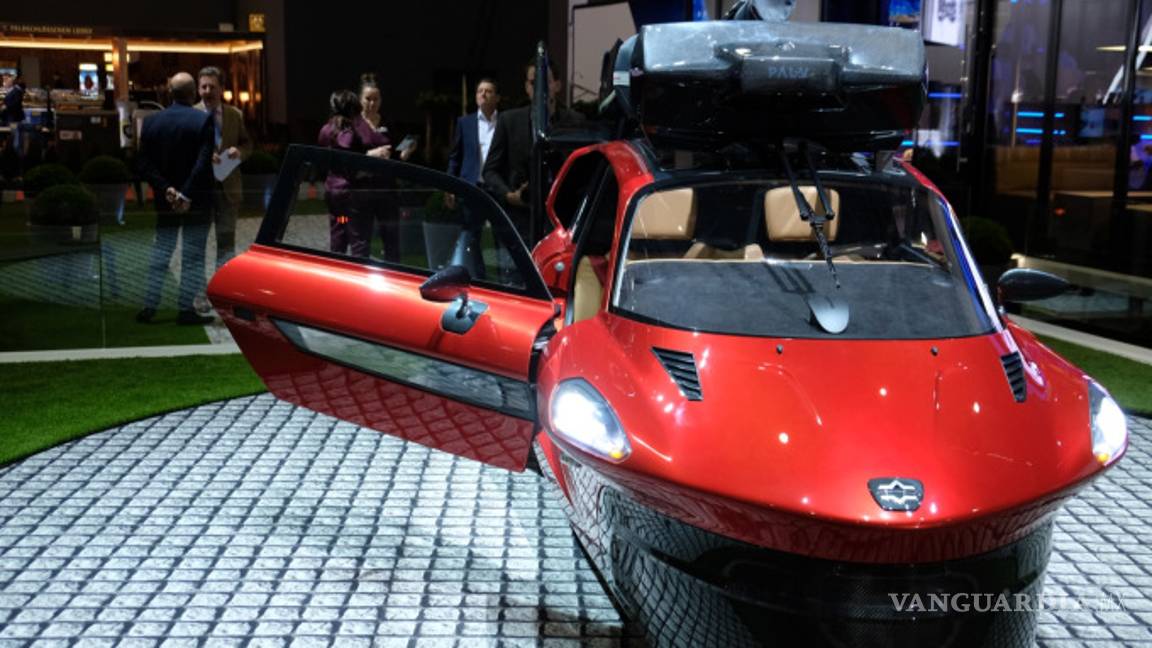 $!PAL-V Liberty, automóvil volador inspirado en James Bond