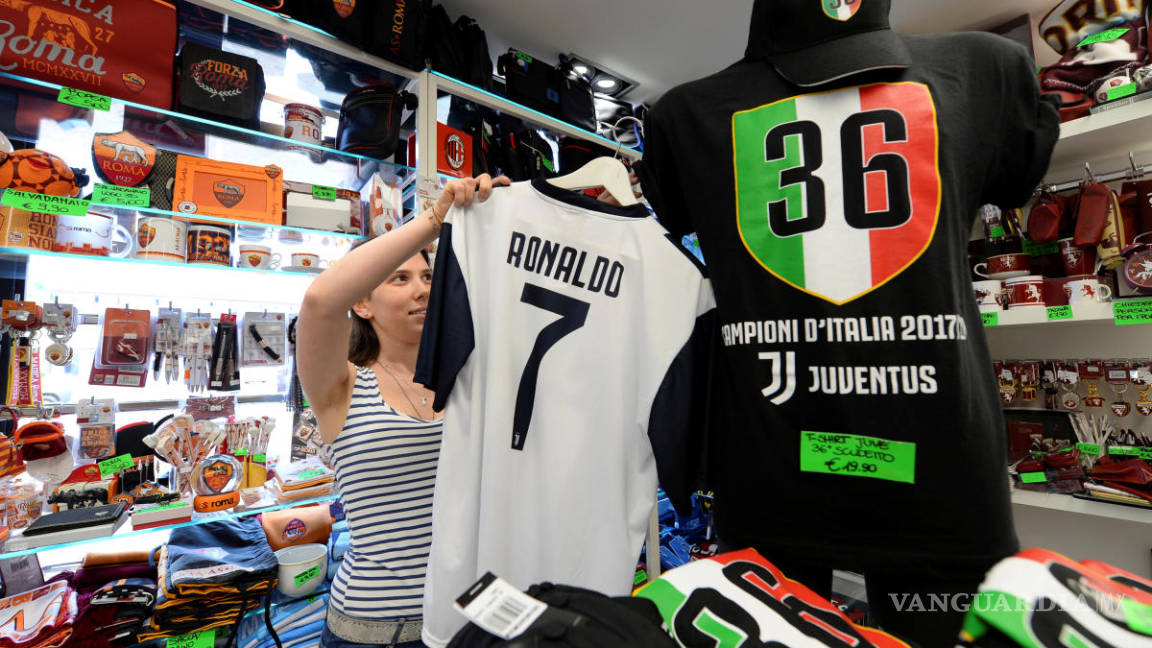 Desde pizza hasta helado, Cristiano Ronaldo desata la locura en Turín