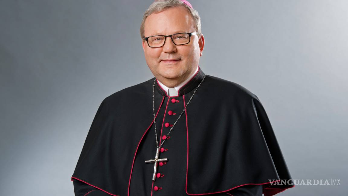 Aboga obispo católico alemán por dar la bendición a los homosexuales