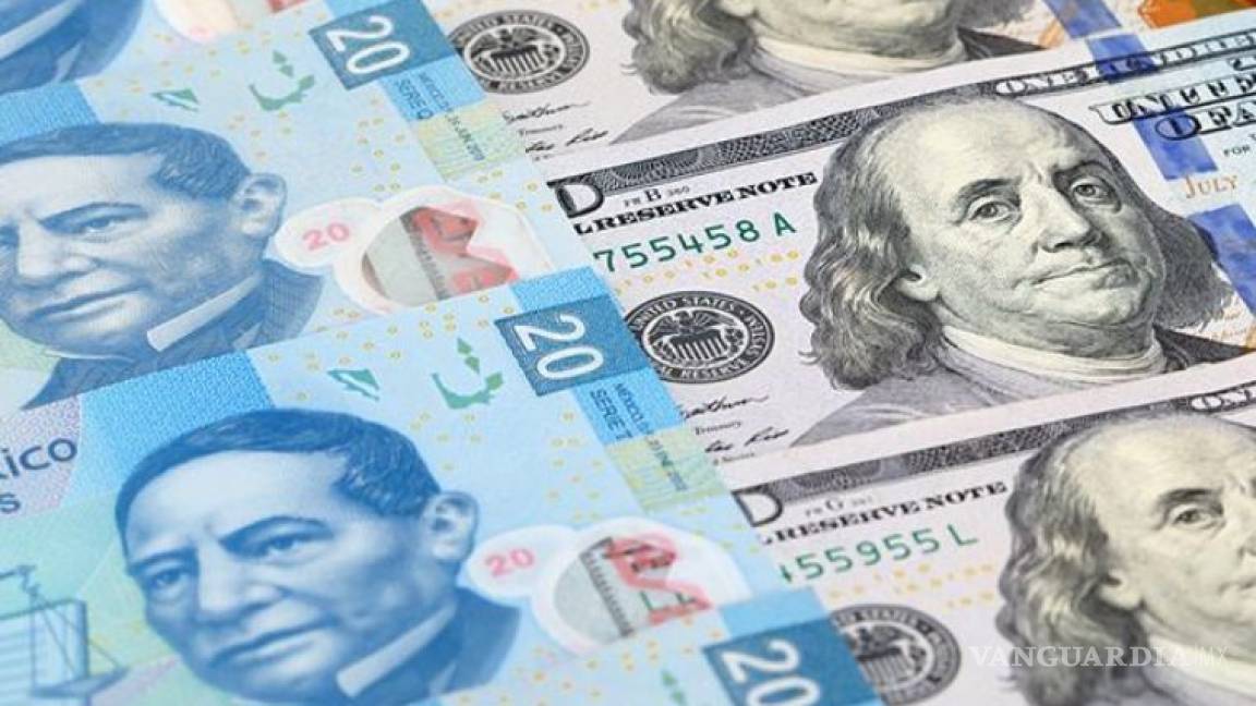Dólar se dispara tras renuncia de Urzúa; el billete verde opera en 19.16 por unidad