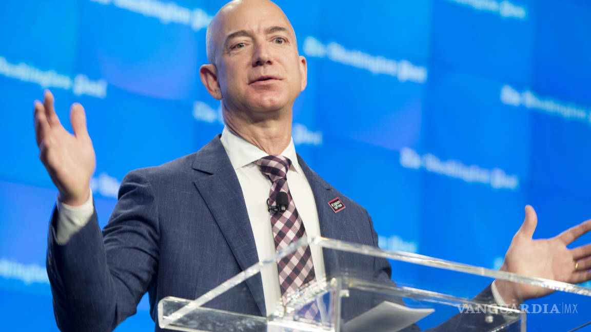 Jeff Bezos es el hombre más rico del mundo, con una fortuna de 12 cifras