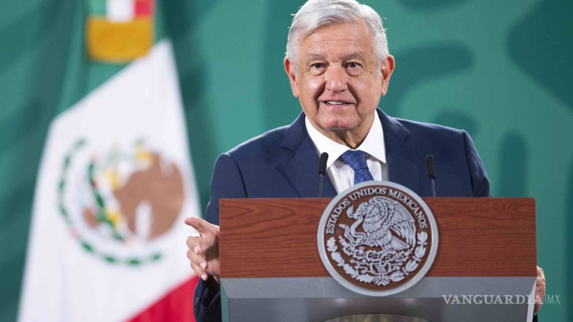 'Mi derecho está encima de cualquier reglamento': AMLO a INE por mañaneras