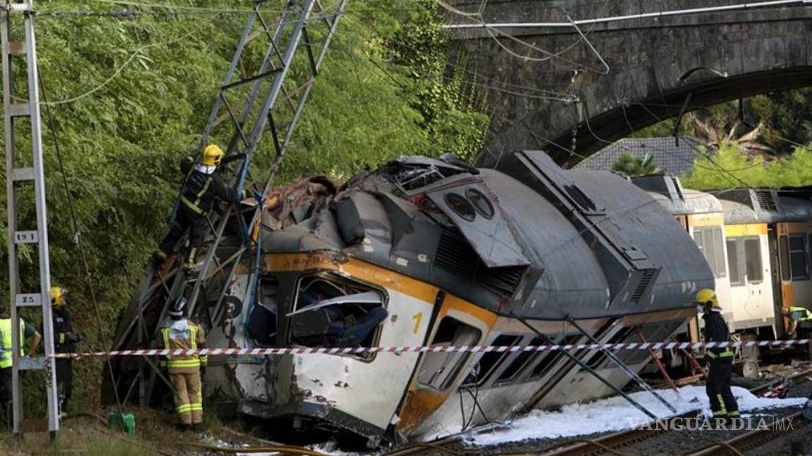 $!Descarrilamiento de tren en España deja cuatro muertos y 50 heridos