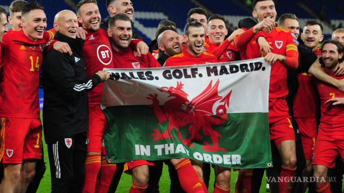 Gareth Bale desata el caos al burlarse del Real Madrid en partido de Gales