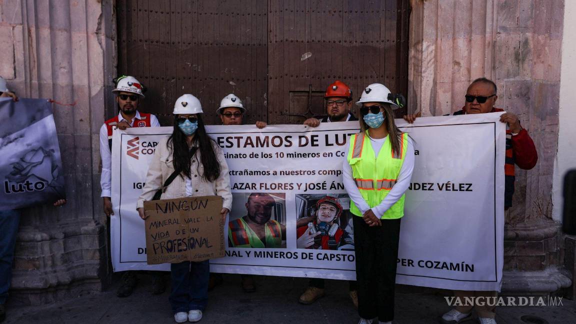 $!En Zacatecas, los trabajadores demandaron justicia y protección para su trabajo, como parte la convocatoria a nivel nacional “Los mineros estamos de luto”.