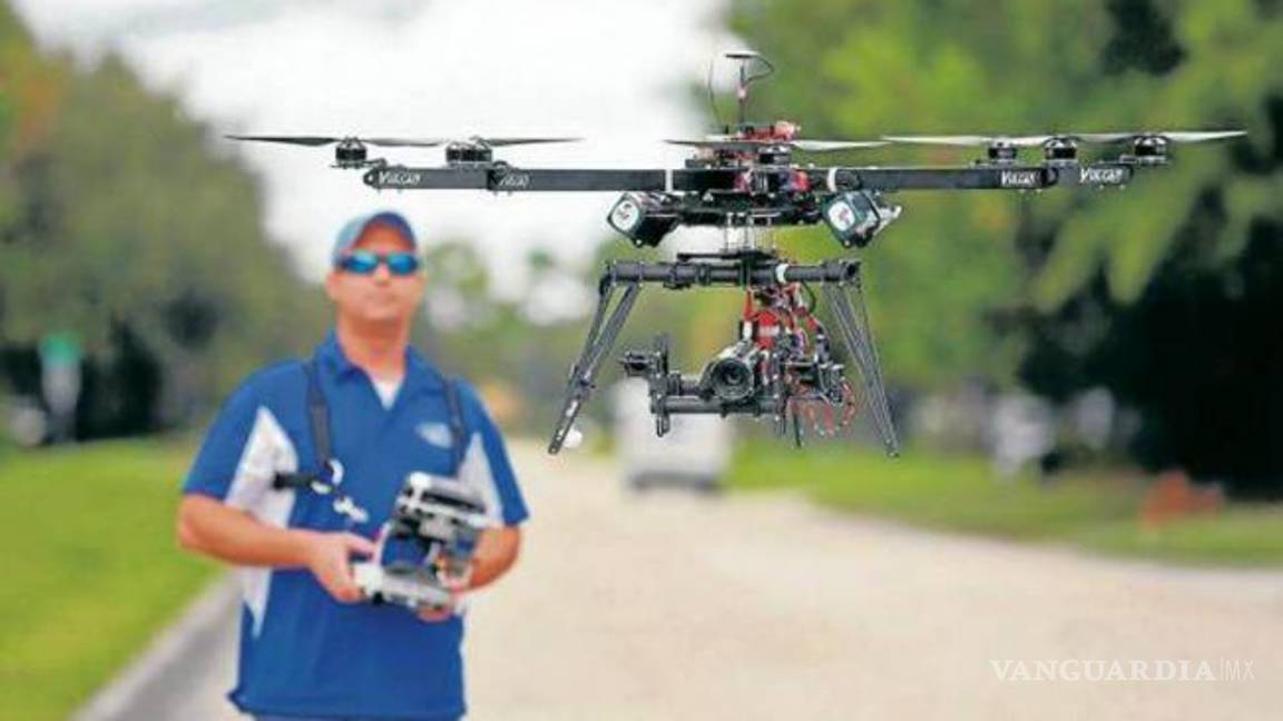 $!A partir de diciembre en México habrán normas más estrictas para volar drones
