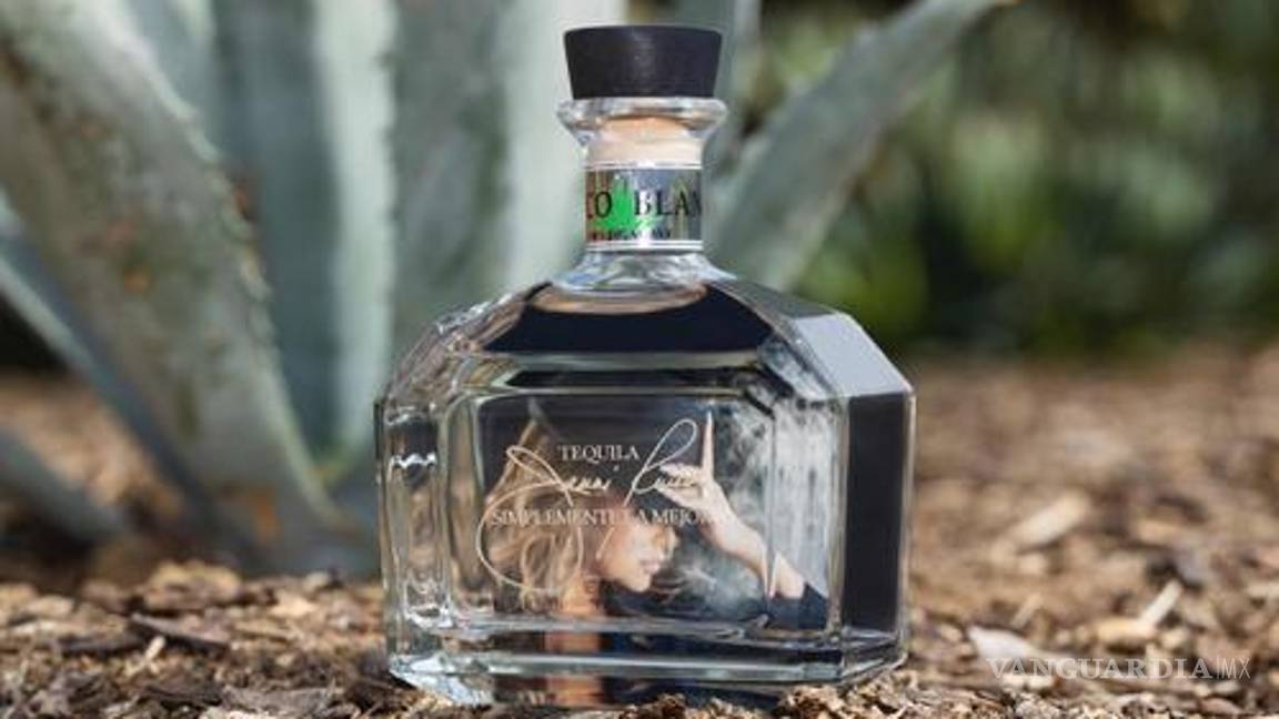 $!“Simplemente la mejor”, el tequila de Jenni RIvera, se distribuye solo en Estados Unidos. (FOTO: INTERNET)