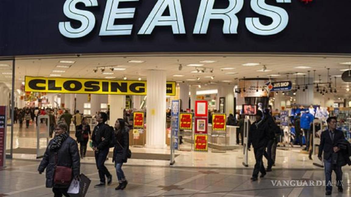 Sears cerrará 72 tiendas y sus acciones caen