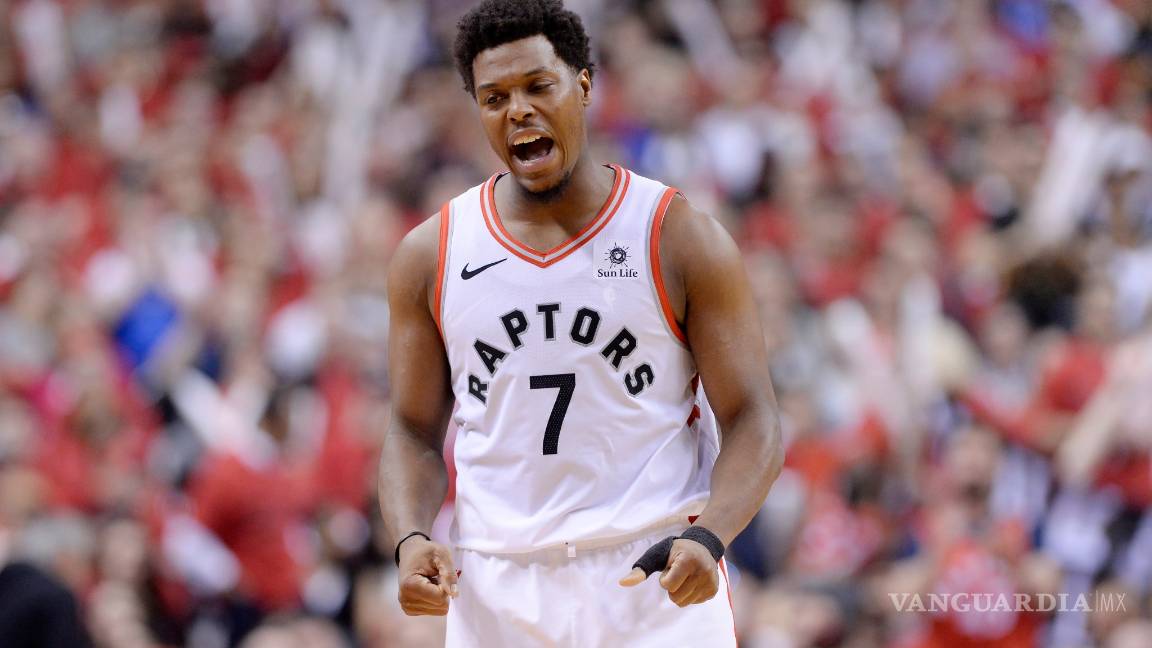 $!Kawhi Leonard vuelve al 'ruedo' y lleva a los Raptors a acercarse en la serie ante Bucks