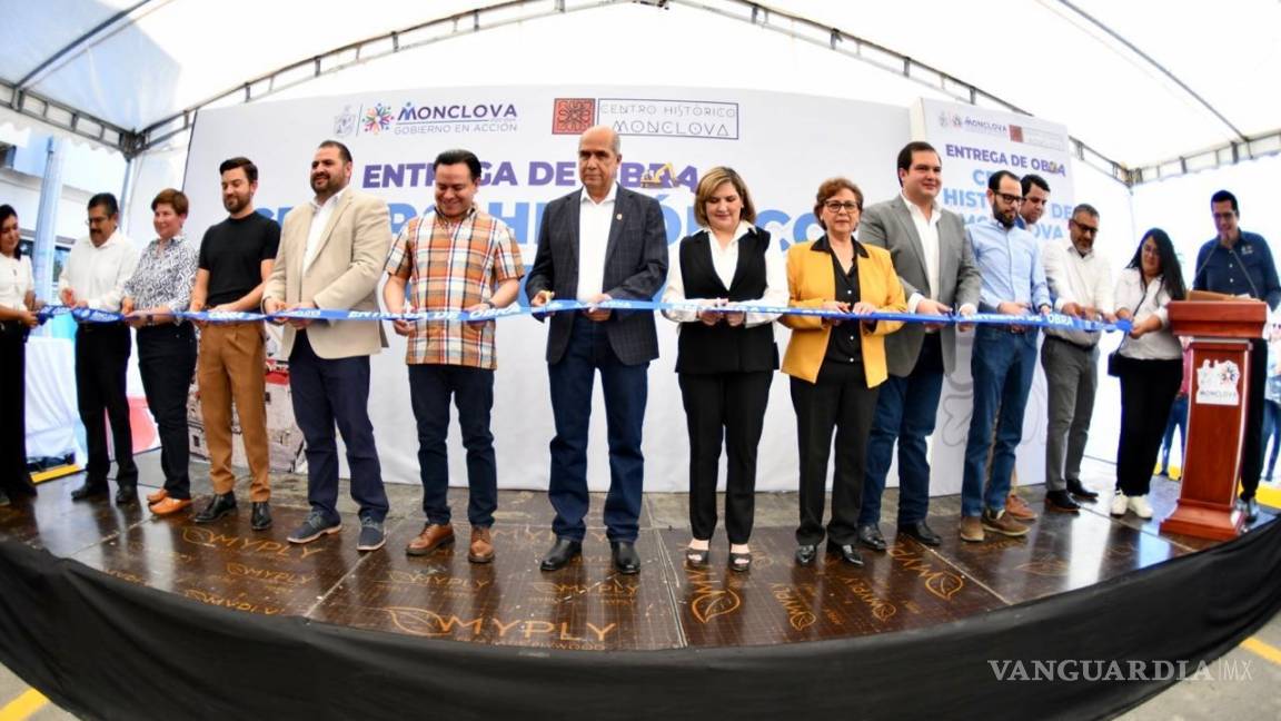 Entrega alcalde de Monclova Obra de Rehabilitación del Centro Histórico