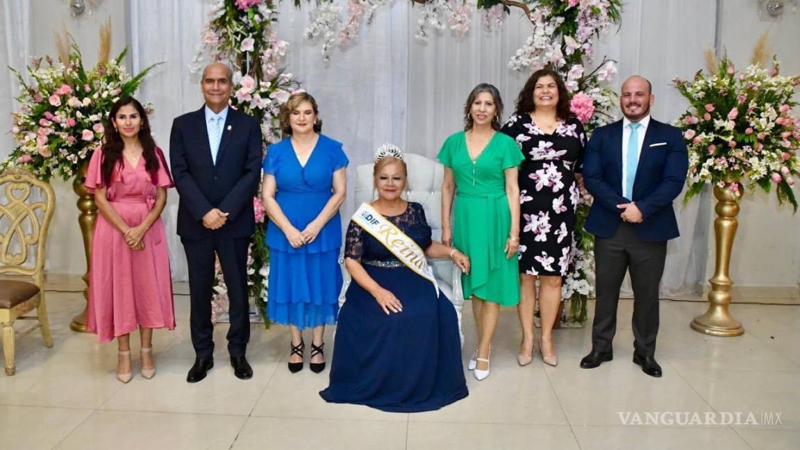 Ofelia I es coronada como la Reina del Adulto Mayor en Monclova