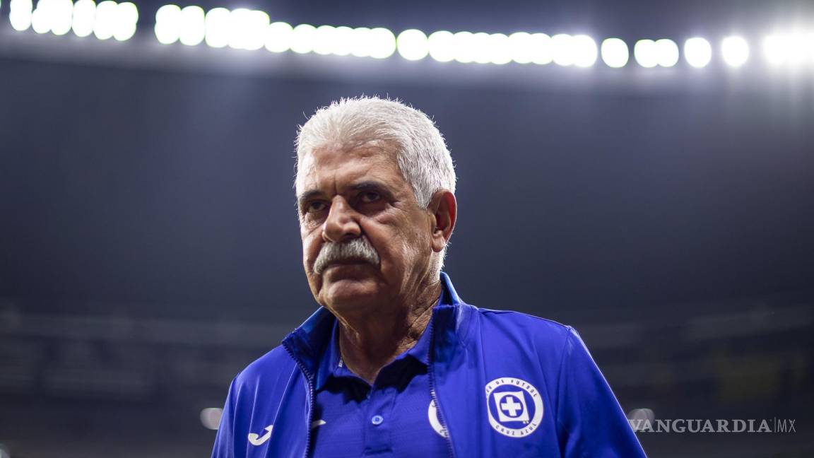 Despide Cruz Azul al ‘Tuca’ Ferretti; es el cuarto peor entrenador en la historia de La Máquina