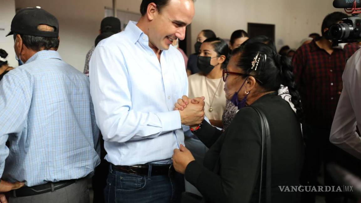 Entrega la Secretaría de Inclusión y Desarrollo Social de Saltillo 500 aparatos auditivos a empacadores