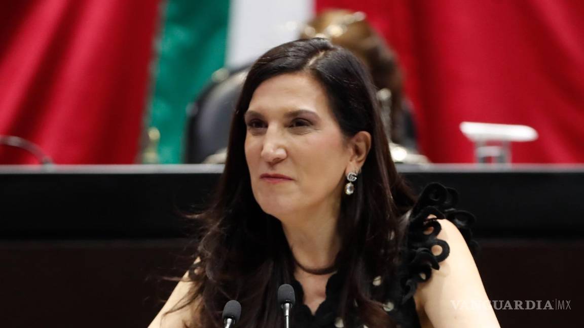 $!La diputada Kenia López Rabadán, del Partido Acción Nacional (PAN), presentó una iniciativa que reforma y adiciona el Código Civil Federal | Foto: Especial