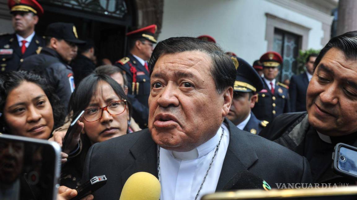Relacionan al cardenal Norberto Rivera con guerrilla colombiana; FBI investiga a su ex colaborador por lavado