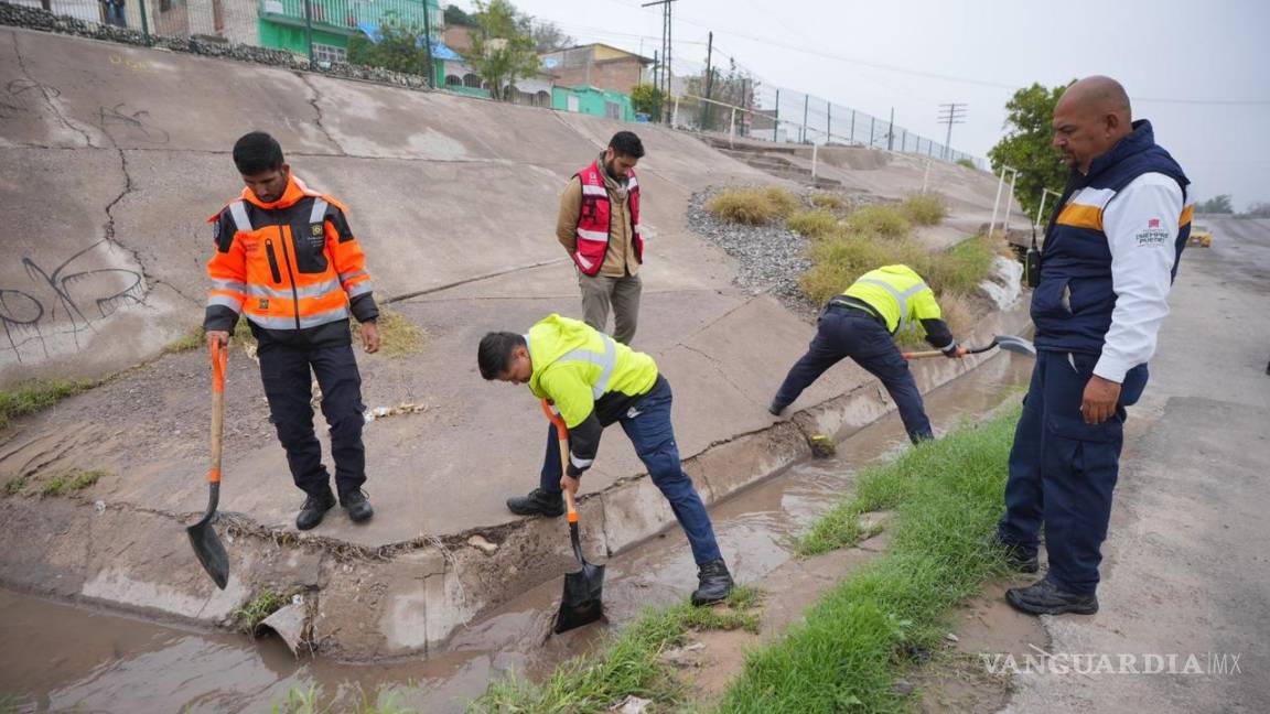 Realizan recorrido de revisión y limpieza de infraestructura hidráulica en Torreón