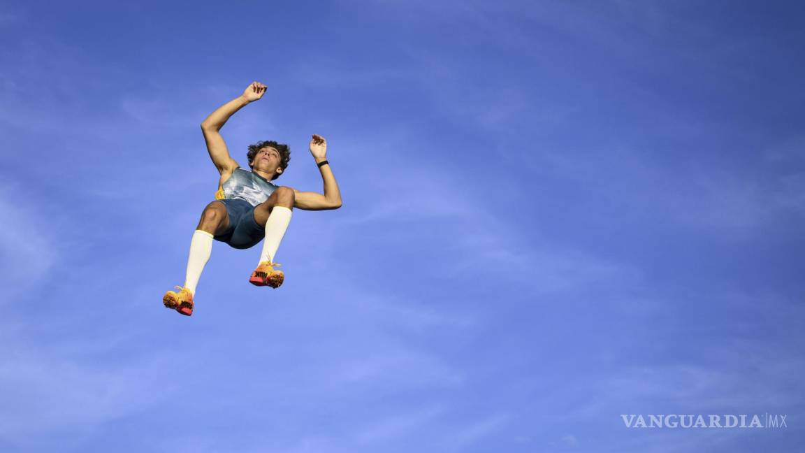 Armand Duplantis rompe de nuevo su récord mundial de salto con pértiga en la Liga Diamante en Polonia