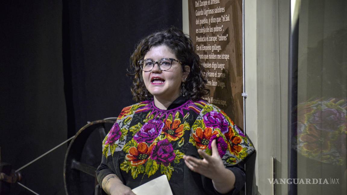 $!En ‘Tejer la ciudad’ la artista Victoria Victoria crea sarapes inspirada en el ladrillo de Saltillo