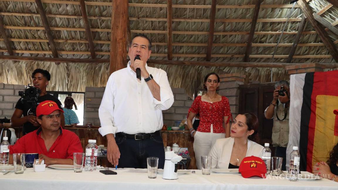 Sostiene encuentro Ricardo Mejía con militancia del PT Coahuila en Saltillo